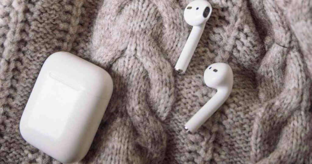 airpods and case